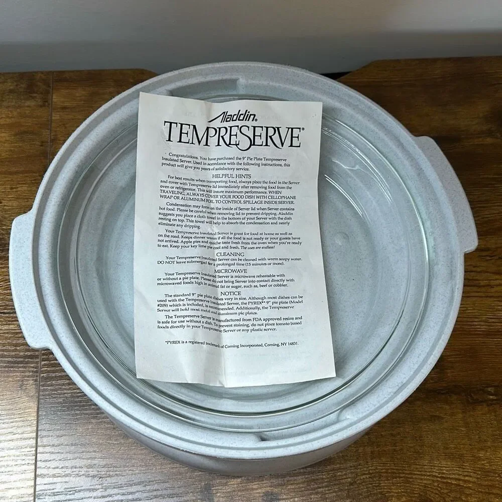 Aladdin Tempreserve IPC150 Round Pie Casserole Carrier & Pyrex‎ 209